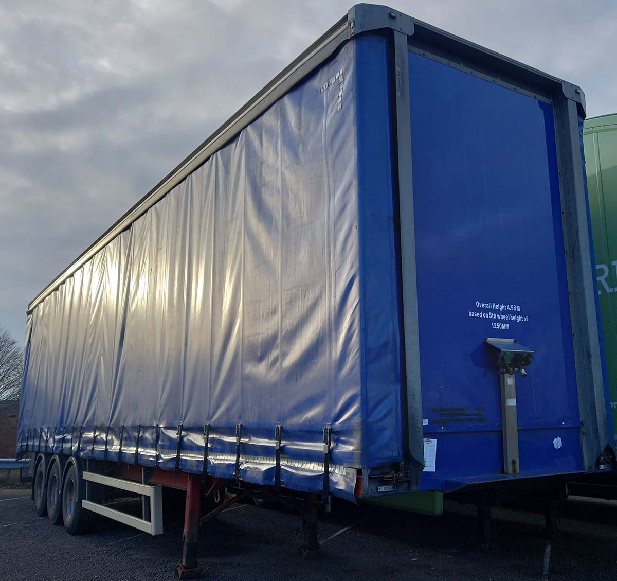 Used Trailer - 2011 Montracon Curtainsider Tallboy 1