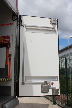 Maple Barndoor FreightLock